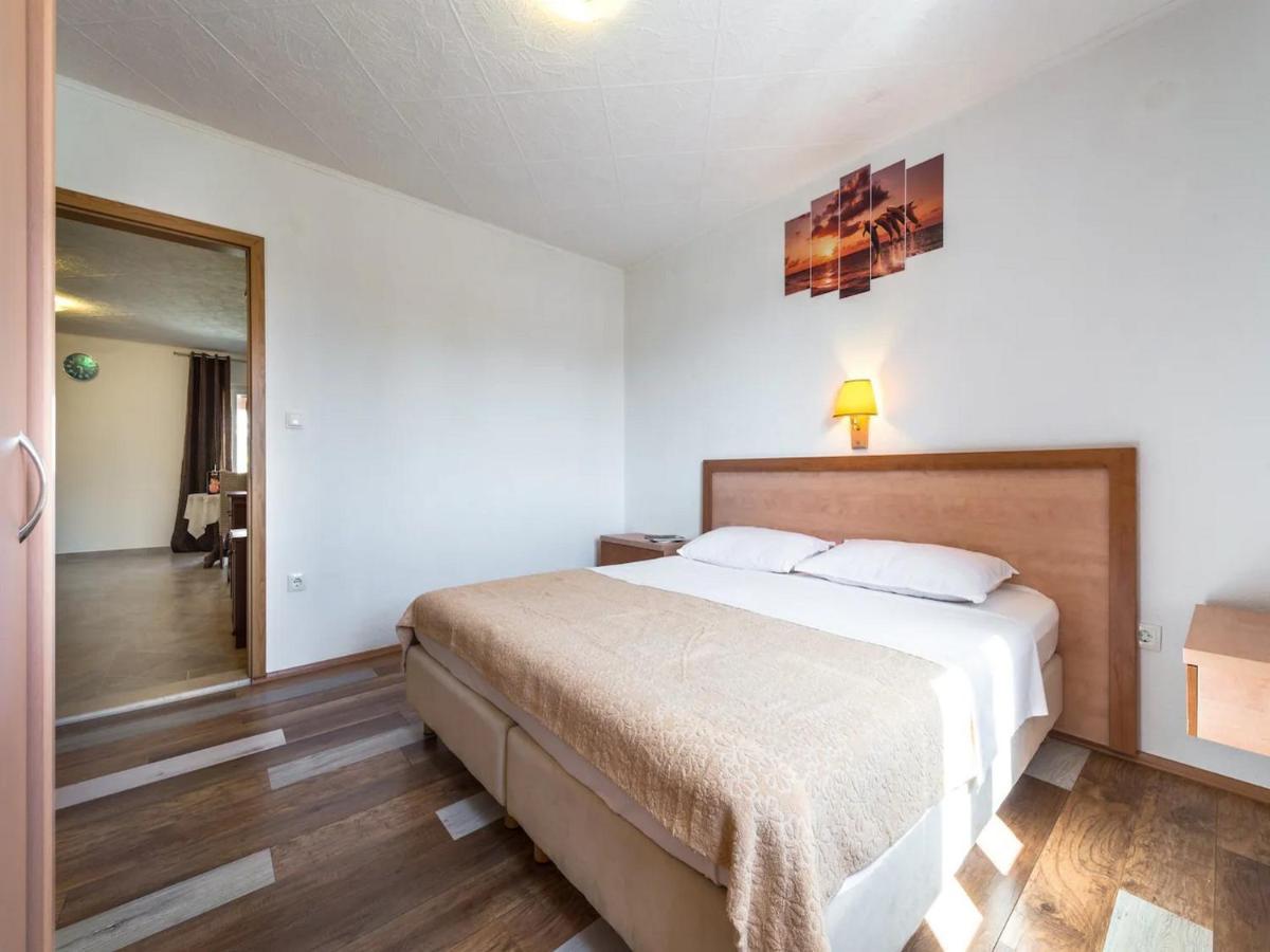 Prlender Apartment Cibaca Eksteriør bilde